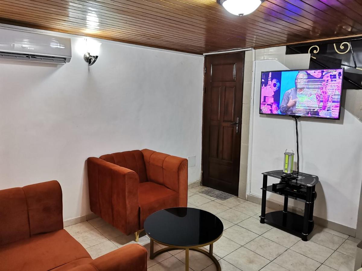 דואלה Residence Hoteliere Mb-4D מראה חיצוני תמונה