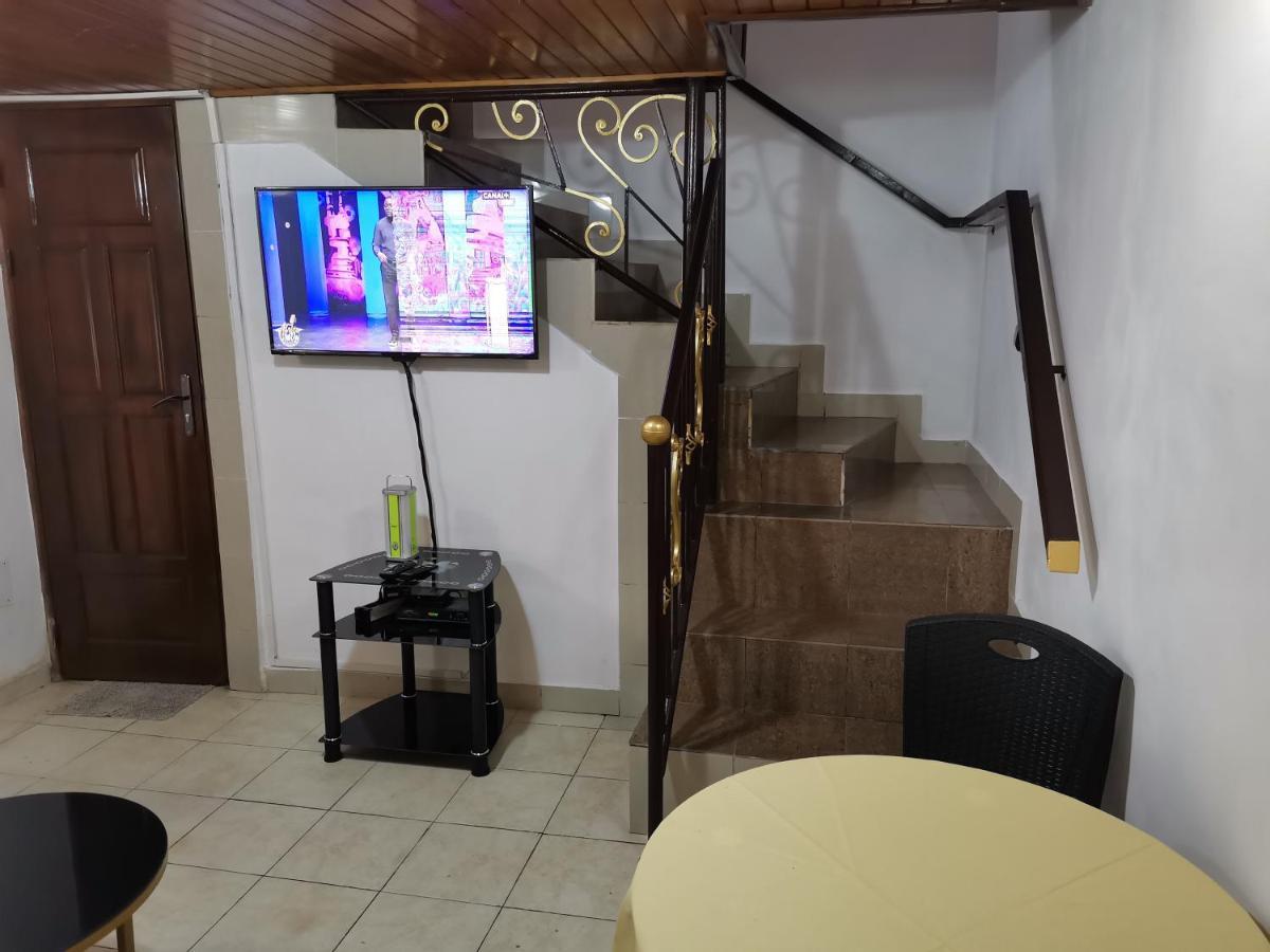דואלה Residence Hoteliere Mb-4D מראה חיצוני תמונה