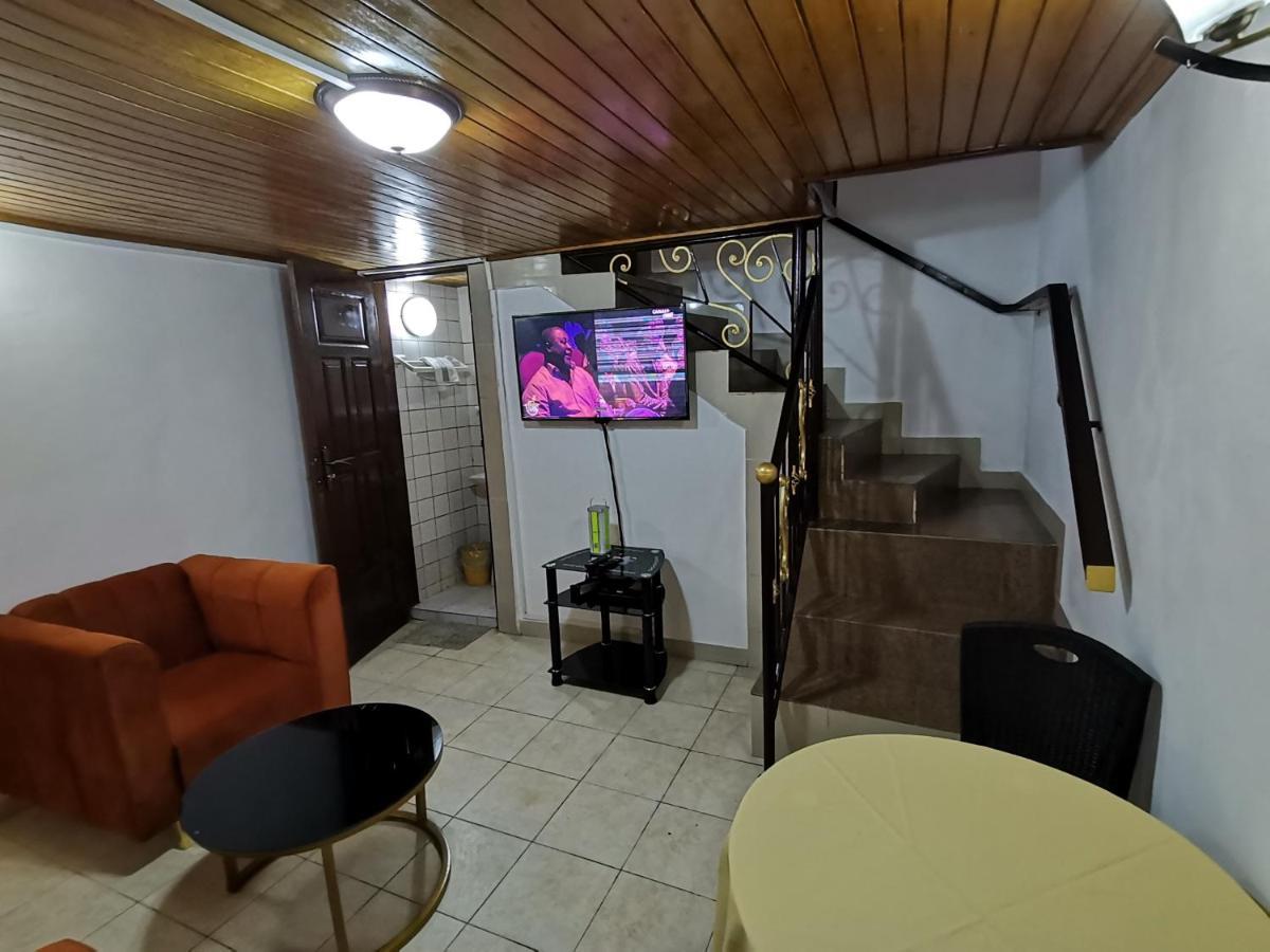 דואלה Residence Hoteliere Mb-4D מראה חיצוני תמונה
